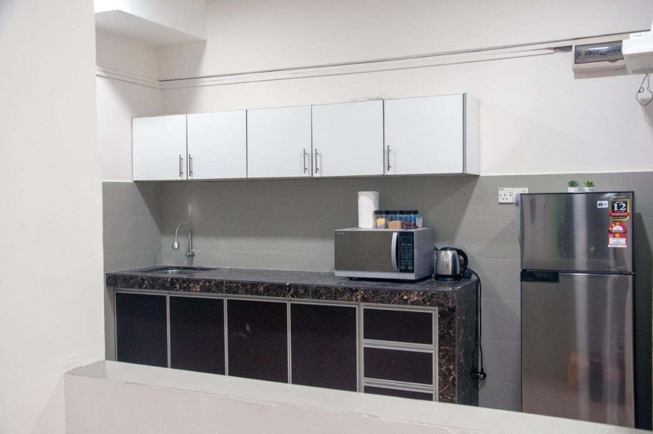 Five H Family Service Apartment スリ・カンバンガン エクステリア 写真